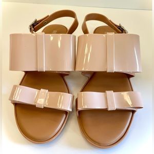 Melissa Classy II Double Bow Sandal, Tan and Beige, Women’s Size 9